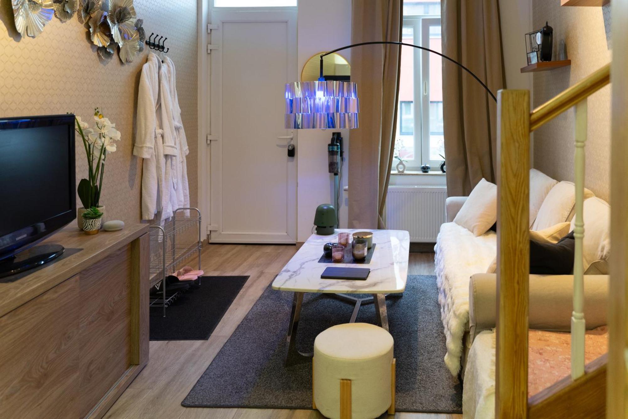 Casa vacanze My House Jacuzzi Billiards Bruxelles